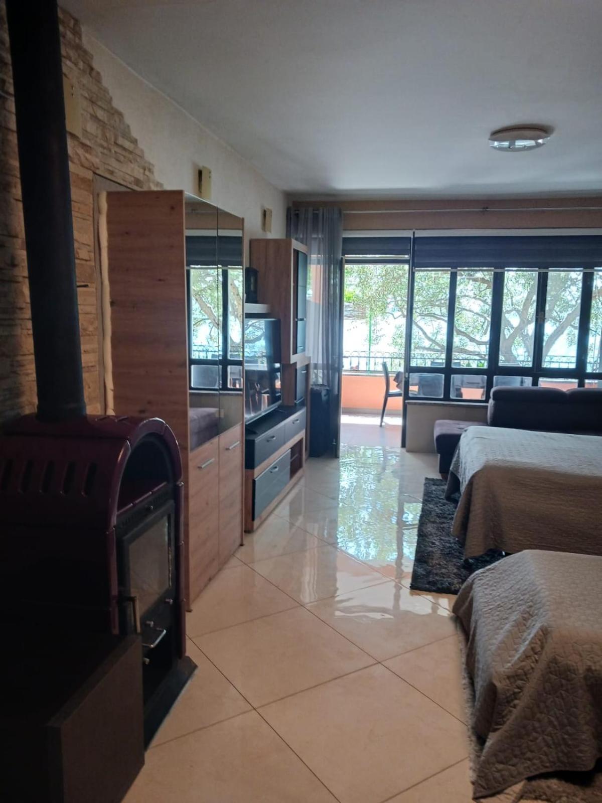 Apartmani Valerija I Joso Бибине Стая снимка