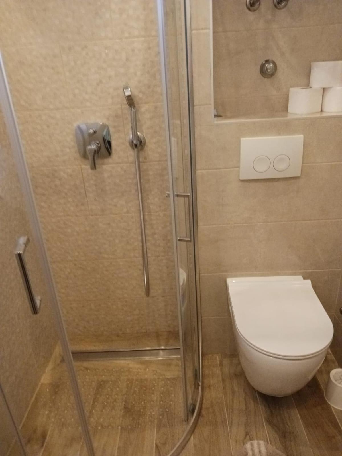 Apartmani Valerija I Joso Бибине Стая снимка